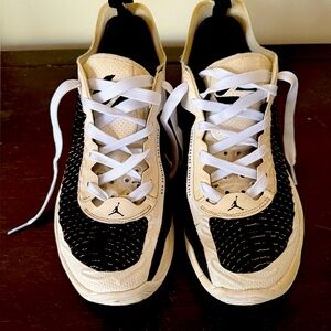 NikeAirJordan Luka1 Black White Volt Basketball Sneakers Style DN1772-107 Size 8